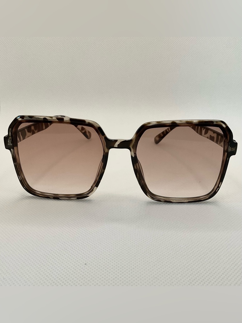 Chic Tortoiseshell Oversized Square Sunglasses | MayZai Boutique